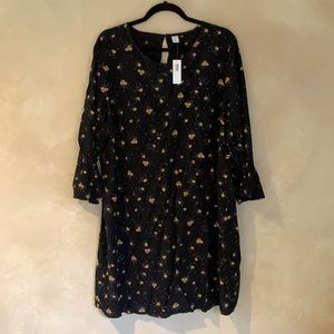 Old Navy Black Long Sleeve Floral Tunic Dress
